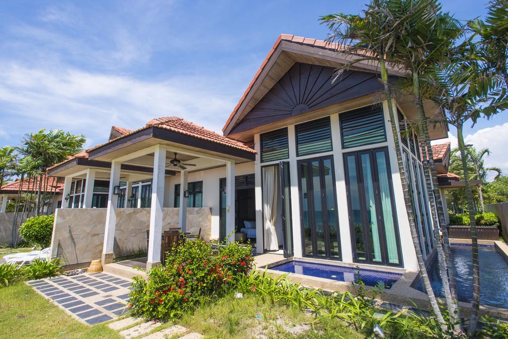 Sabah Beach Villas & Suites Kota Kinabalu Eksteriør billede